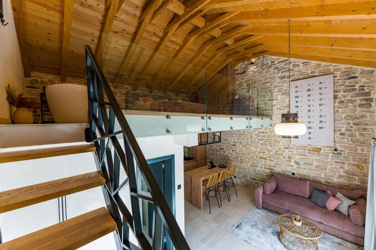 Willa Stone House With Pool Poeta Pridraga Zewnętrze zdjęcie